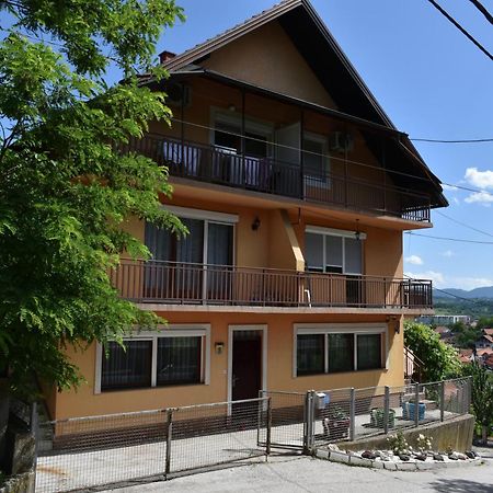 Apartments Mensa Tuzla Ngoại thất bức ảnh