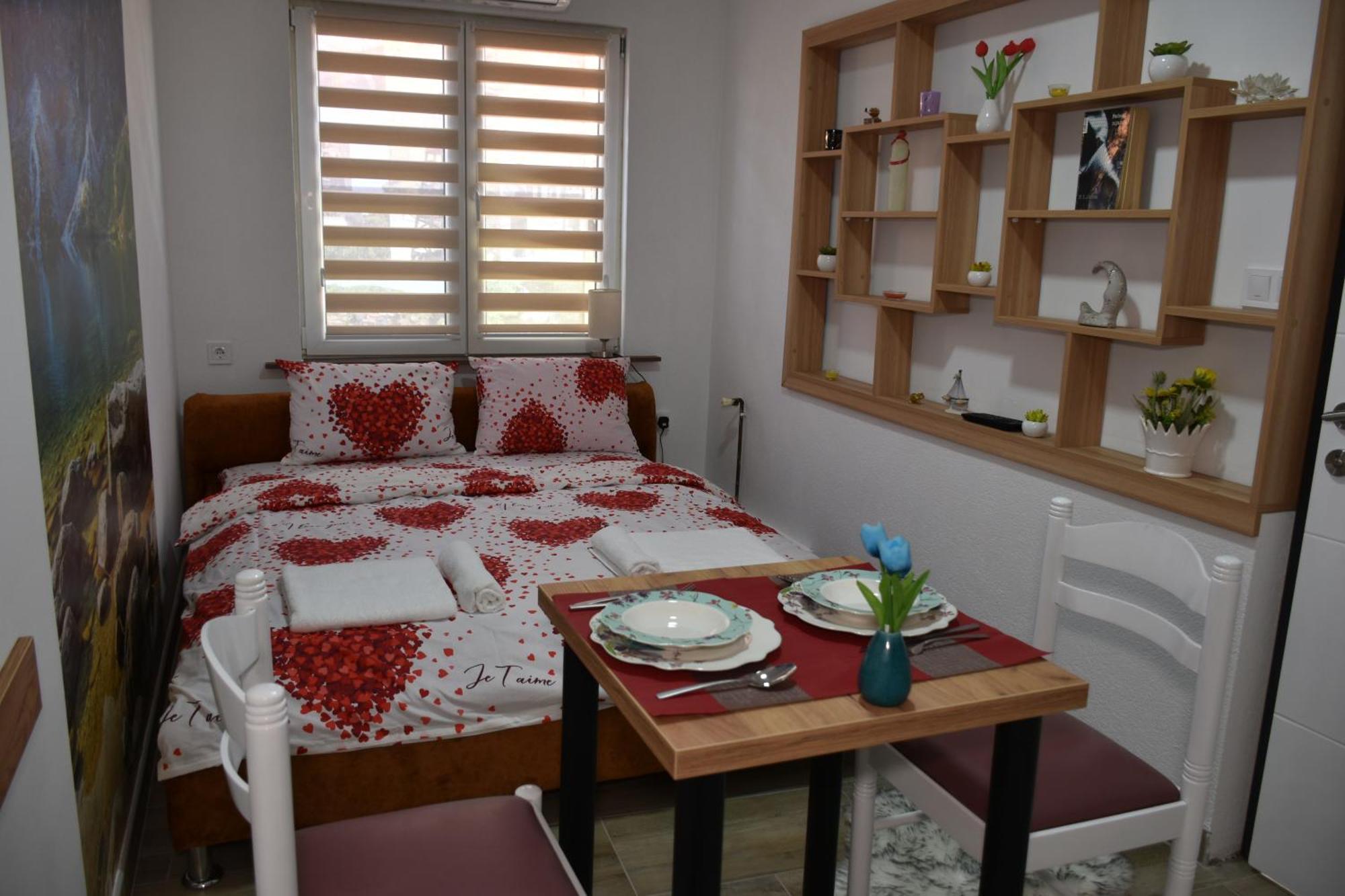 Apartments Mensa Tuzla Ngoại thất bức ảnh