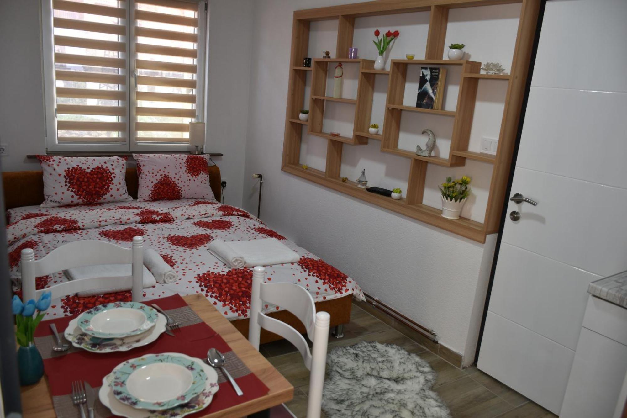 Apartments Mensa Tuzla Ngoại thất bức ảnh