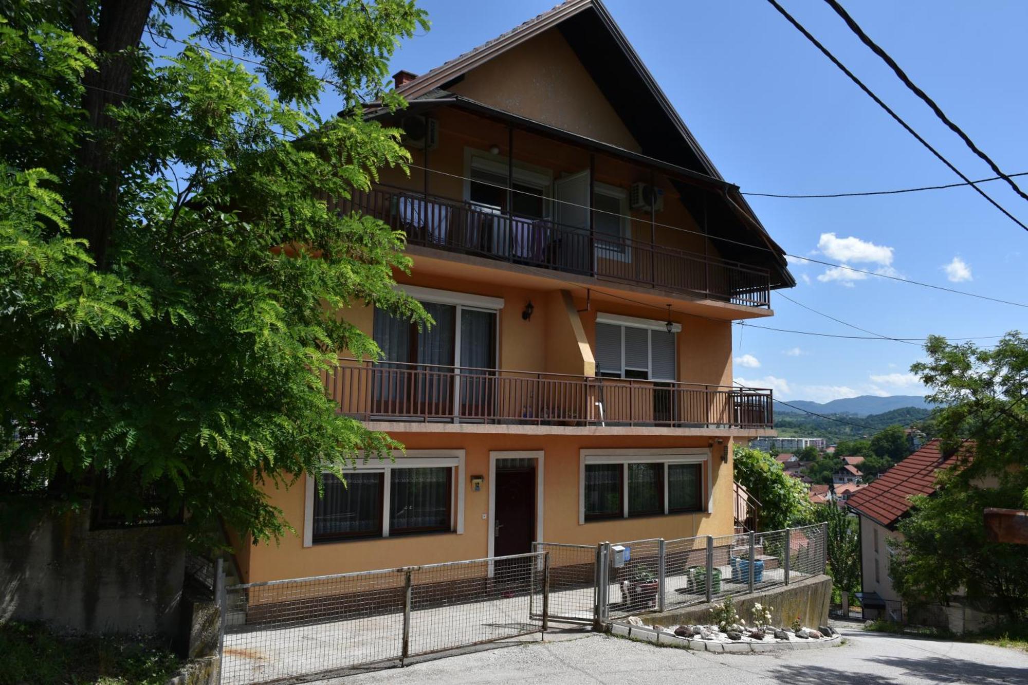 Apartments Mensa Tuzla Ngoại thất bức ảnh