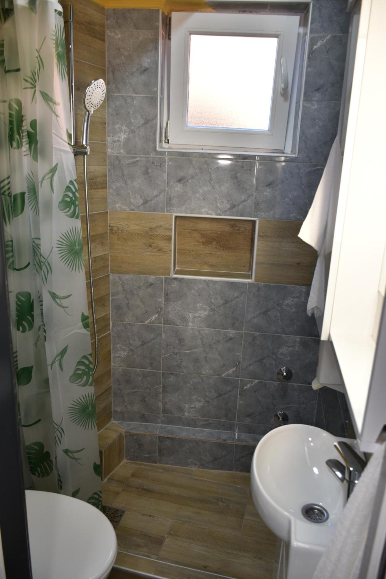Apartments Mensa Tuzla Ngoại thất bức ảnh